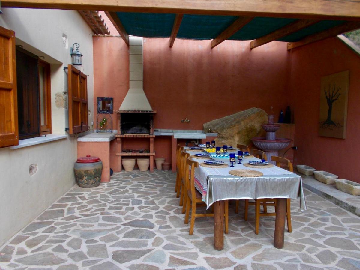 Apartment In Country House With Views And Pool Vespella de Gaia Luaran gambar